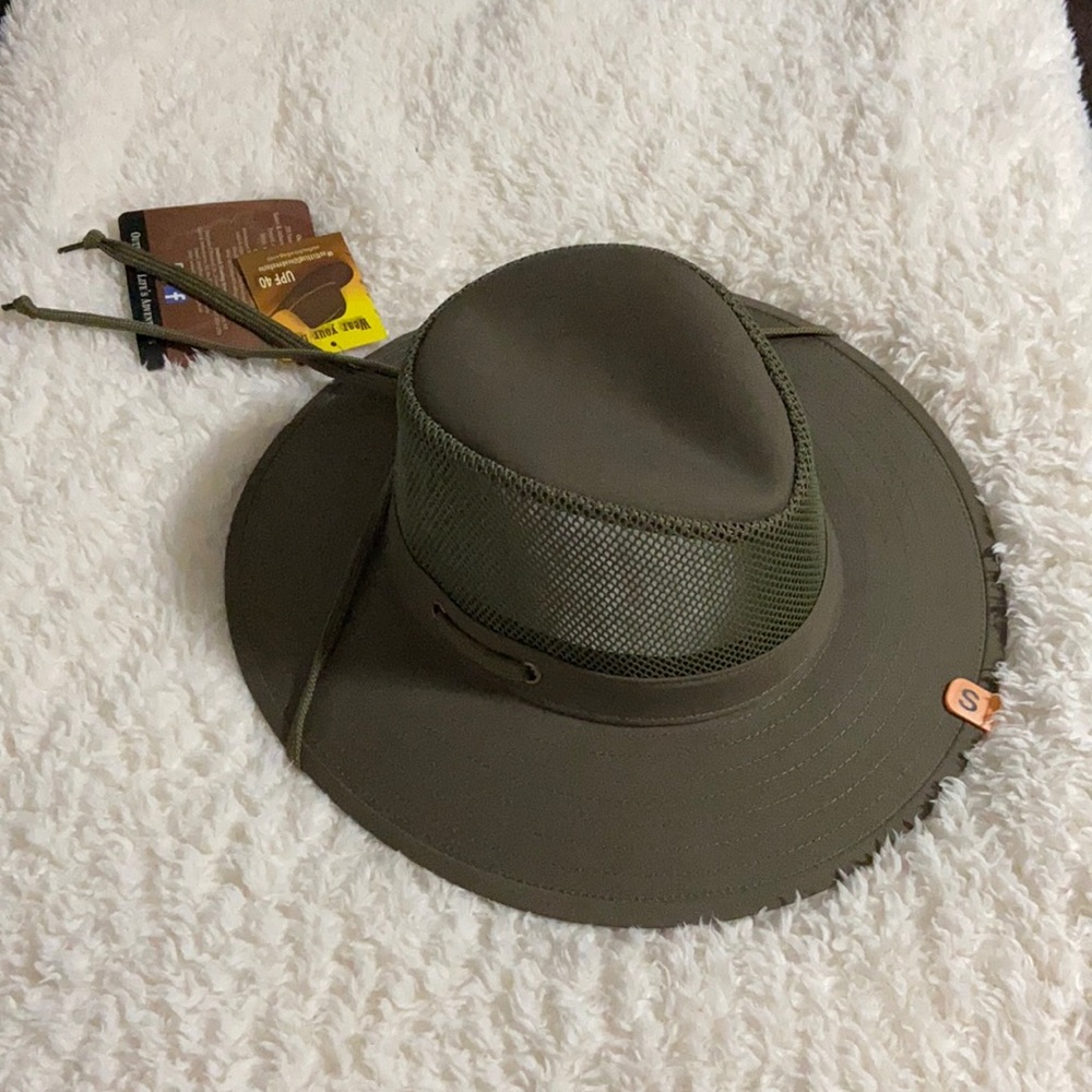 Outback hat river guide with mesh